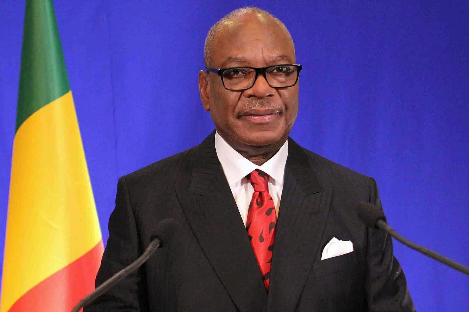 Изображение 1 для Президент Мали сложил свои полномочия и распустил парламент