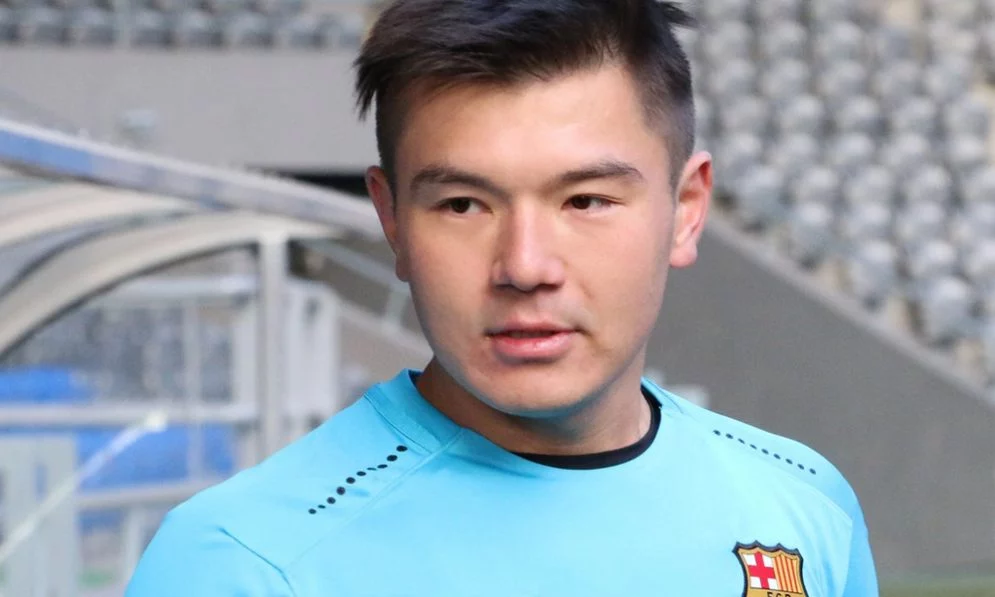 Изображение 1 для Айсултана Назарбаева похоронили рядом с дедом?