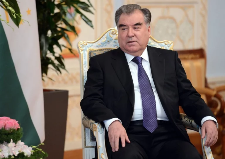 Эмомали Рахмон хочет править ещё - изображение 1