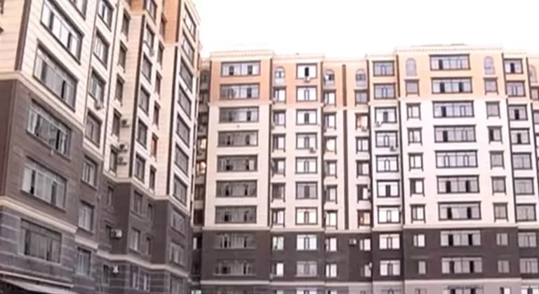 Элитную многоэтажку в Актау построили без центральной канализации - изображение 1