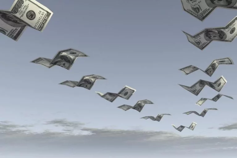 В какие страны улетают казахстанские деньги? - изображение 1