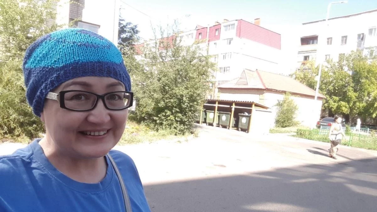 Изображение 1 для Журналистку Айгуль Утепову выпустили из ИВС под домашний арест