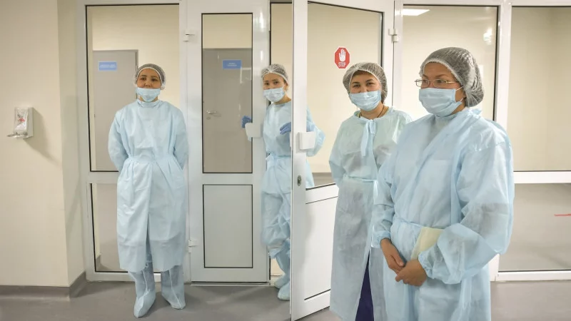 Изображение 1 для Депутаты намерены услышать от главы минздрава сколько медработников получили компенсацию