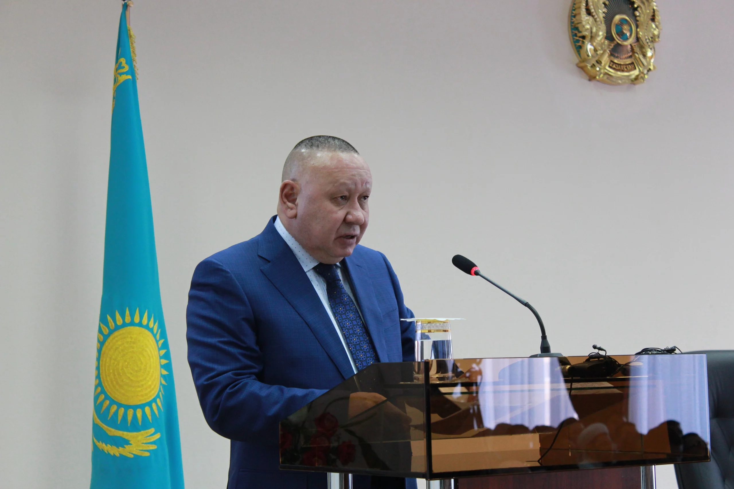 Изображение 1 для Аким Рудного подал в отставку на фоне коррупционного скандала