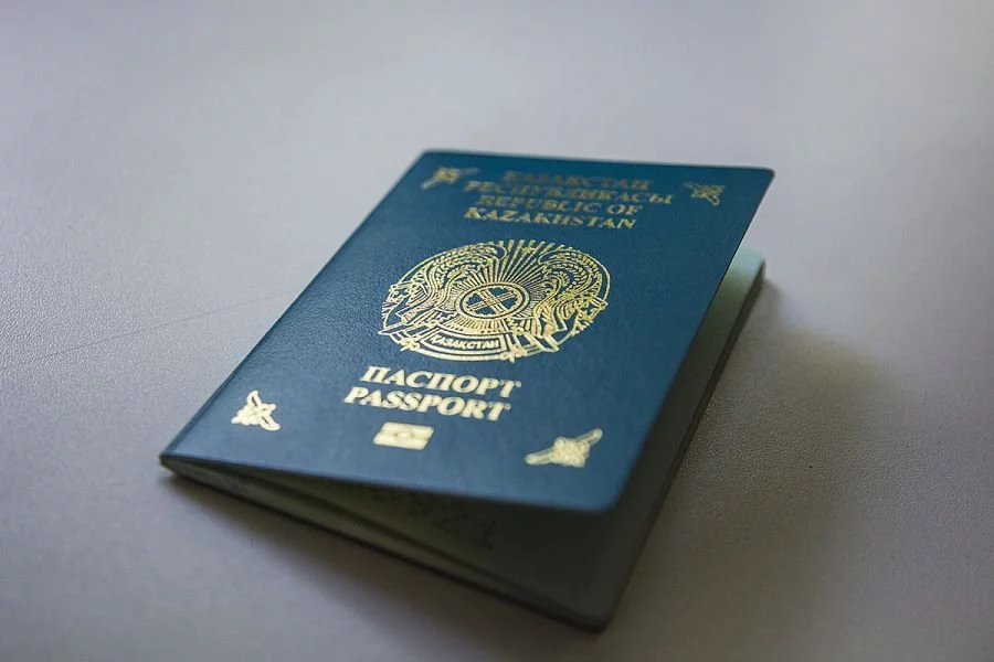 Изображение 1 для Казахстан занимает 67 место в рейтинге паспортов