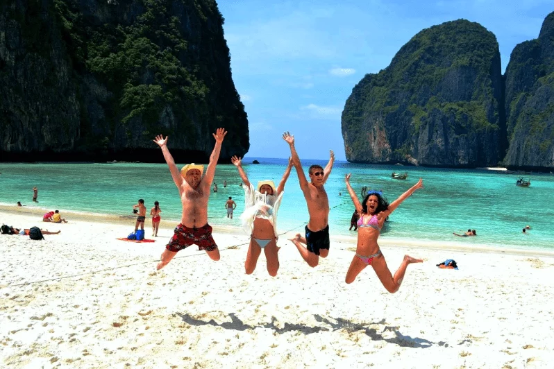 Изображение 1 для Казахстанцы смогут отдохнуть в Таиланде до 270 дней