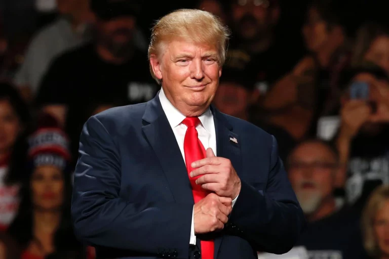 У Трампа выявлен иммунитет к коронавирусу - изображение 1