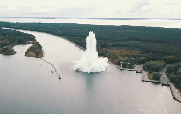В Польше во время обезвреживания взорвалась бомба - изображение 1
