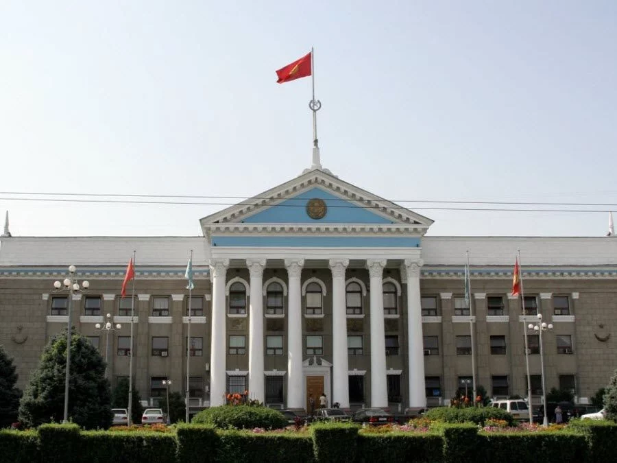 Изображение 1 для Мэр Бишкека подал в отставку