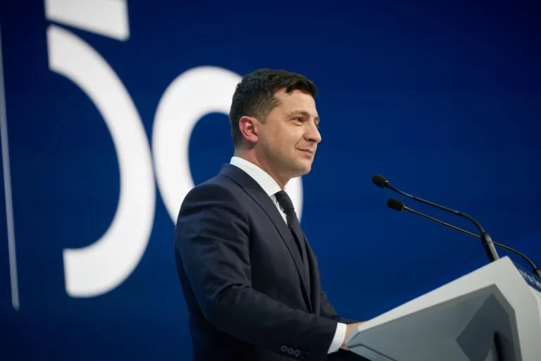 Зеленский поручил создать ракетный носитель до 2024 года - изображение 1