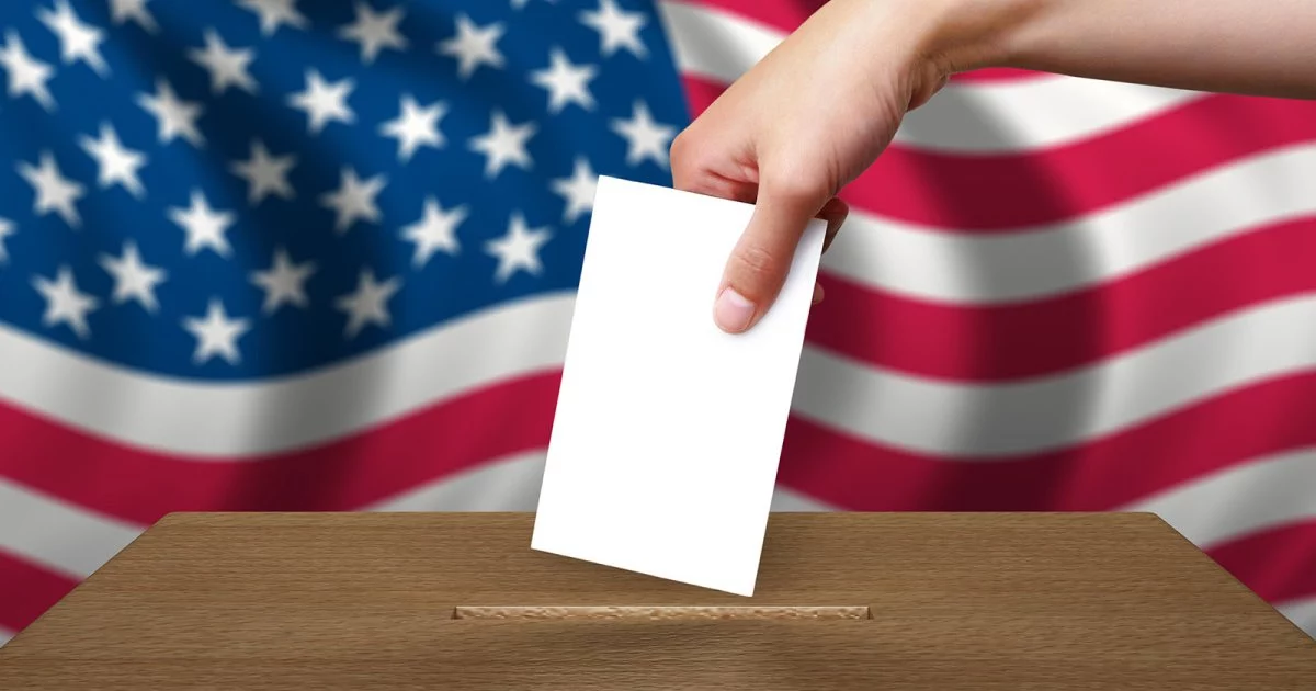 Изображение 1 для День выборов в США: началось голосование на первом участке