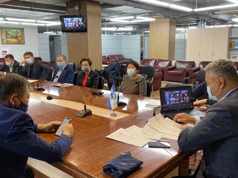 Предвыборный съезд «Ак жола» пройдет 20 ноября - изображение 1