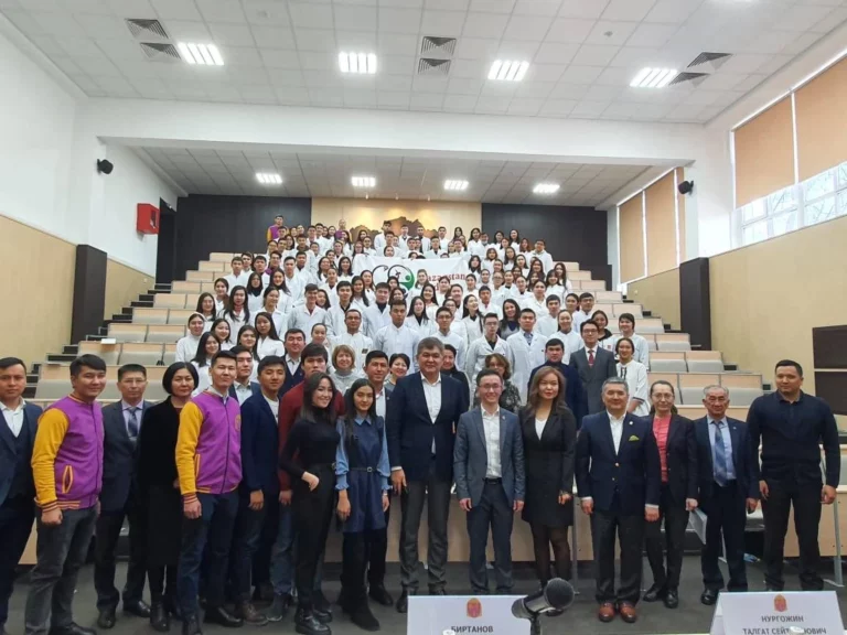 Известнейшие врачи встали на защиту Биртанова - изображение 1