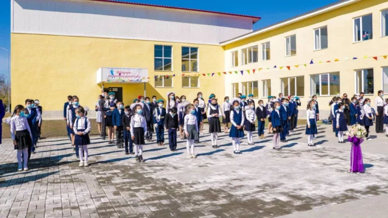 В Алматинской области надеются ликвидировать трёхсменное обучение - изображение 1