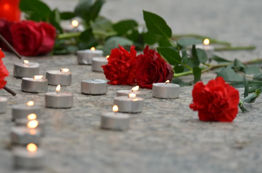 Изображение 1 для В Польше почтили память убитого казахстанского подростка