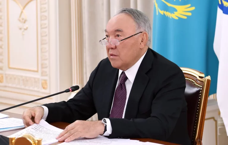 Назарбаев предупредил о силах, которые хотят использовать этнический вопрос в личных целях - изображение 1