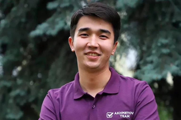 Мади Ахметов, попросивший установить памятник Назарбаеву, может стать депутатом Мажилиса - изображение 1