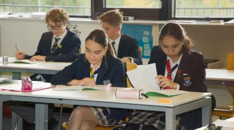 Частные школы получат свыше 97,5 млрд тенге - изображение 1