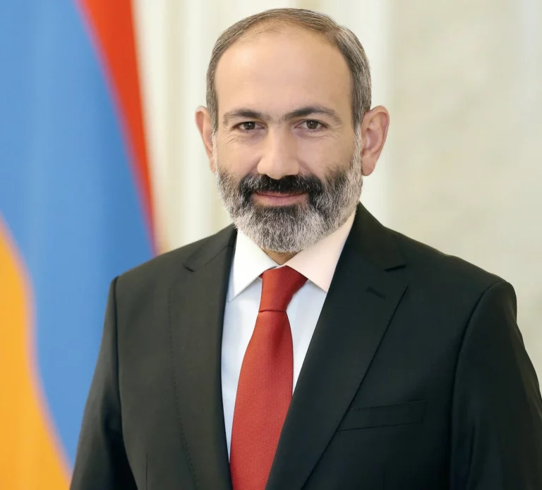 Пашинян считает, что некоторые вопросы невозможно решить без видения будущего - изображение 1