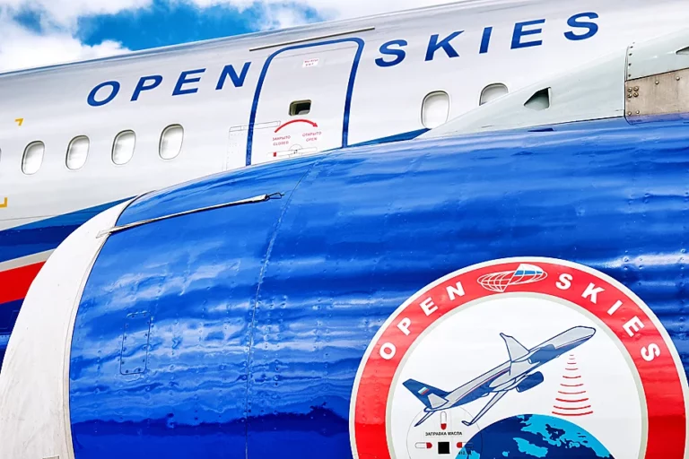 МИД Польши и Китая прокомментировали выход России из Договора по открытому небу - изображение 1