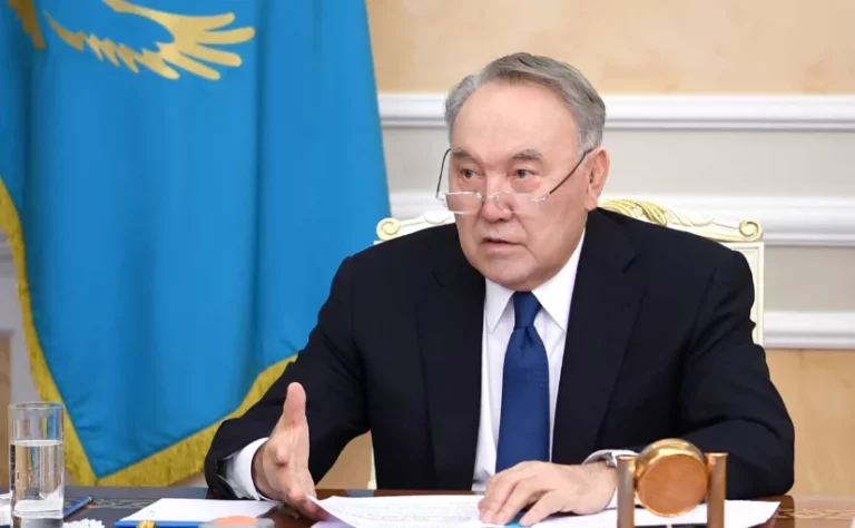 Назарбаев назвал настоящую угрозу Казахстану - изображение 1