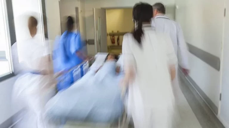 Директор интерната, где от отравления антисептиком погиб подросток, уволился - изображение 1