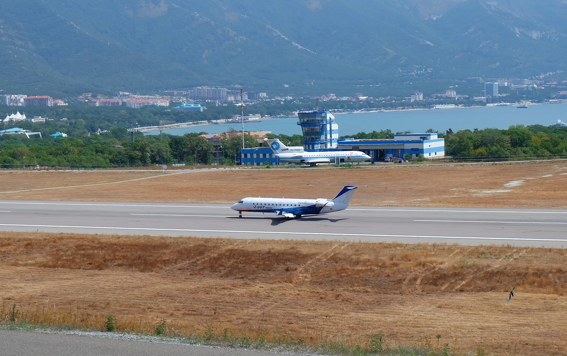 Изображение 1 для В Казахстане ограничат предоставление земель вокруг аэропортов