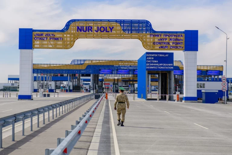 Казахстанско-китайский пункт пропуска закроют - изображение 1