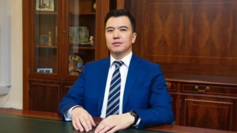 Руслан Даленов стал зампредседателя правления ЕАБР - изображение 1