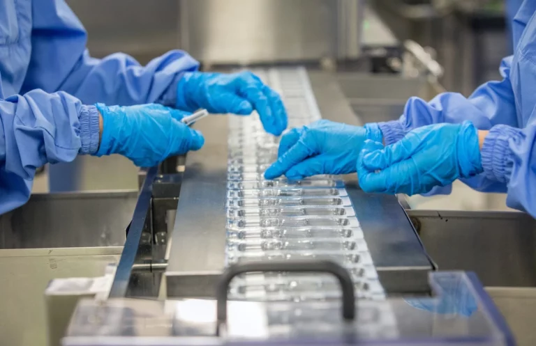 Президент Германии призвал богатые страны поделиться вакцинами - изображение 1