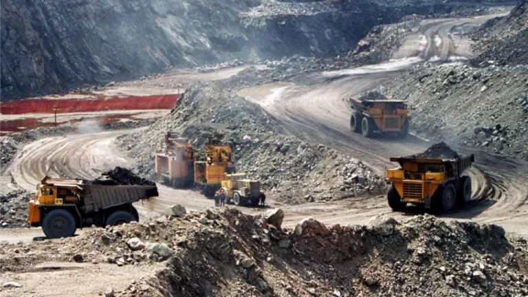 Токаев подписал поправки по вопросам добычи урана - изображение 1