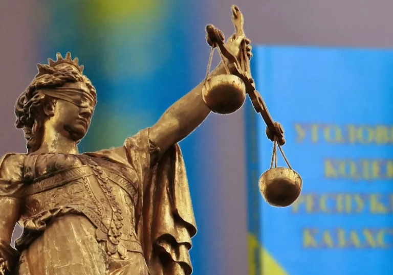 В четвертый раз вышел на одиночный пикет бывший проводник в Актобе - изображение 1