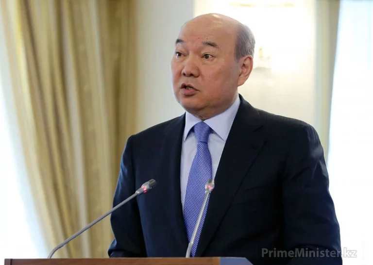 Экс-министр образования против соцсетей - изображение 1