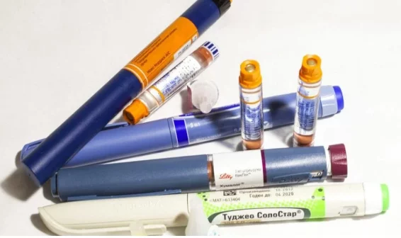 Изображение 1 для Минздрав проверит как бесплатный казахстанский инсулин оказался в Узбекистане