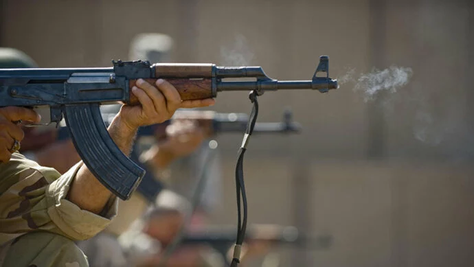 Конфликт на границе Кыргызстана и Таджикистана: четыре человека получили ранения - изображение 1