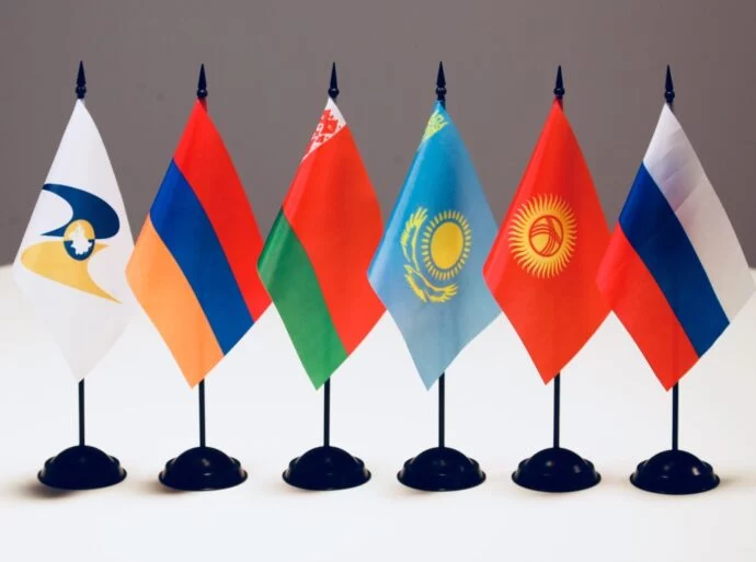 Изображение 1 для Сенат Казахстана принял продление низких таможенных пошлин для Армении и Кыргызстана в рамках ЕАЭС