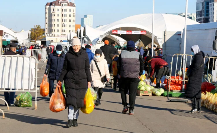 Изображение 1 для Продавцы из Нур-Султана вышли на забастовку