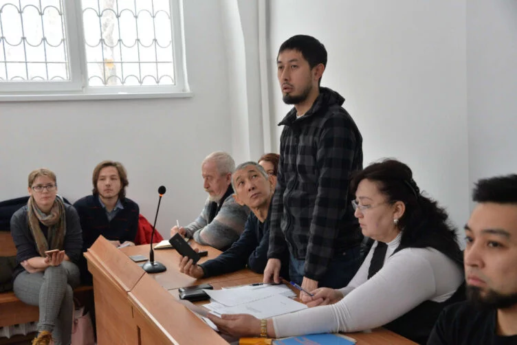 Изображение 1 для Суды Алматы признали, что акимат нарушил конституционные права Альнура Ильяшева