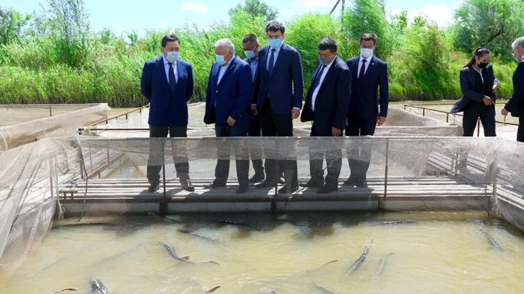 Изображение 1 для В Казахстане началось строительство завода на Кашагане