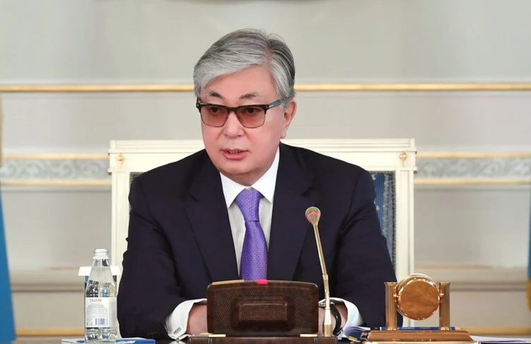 Изображение 1 для Токаеву доложили о фактах незаконного оборота нефти