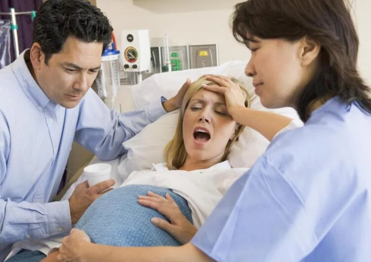 Изображение 1 для Почти в три раза вырос показатель материнской смертности