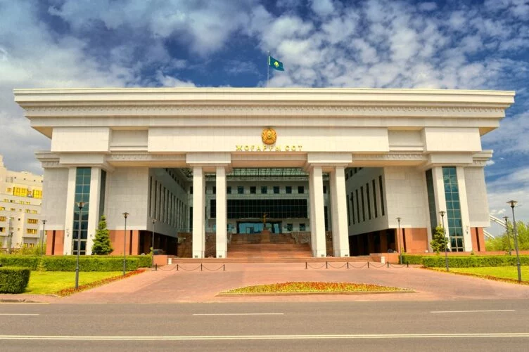 Изображение 1 для Два юриста из корпоративного сектора стали судьями Верховного суда