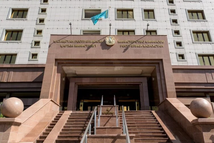 Изображение 1 для Минфин и минэкономики не хотят признать свои ошибки