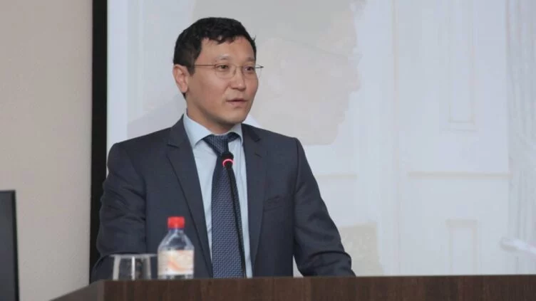 Изображение 1 для Бывший вице-министр финансов Руслан Енсебаев приговорен к четырём годам лишения свободы