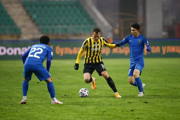 Изображение 1 для На трансферном рынке 370 игроков казахстанской премьер-лиги (КПЛ) стоят 55 млрд тенге