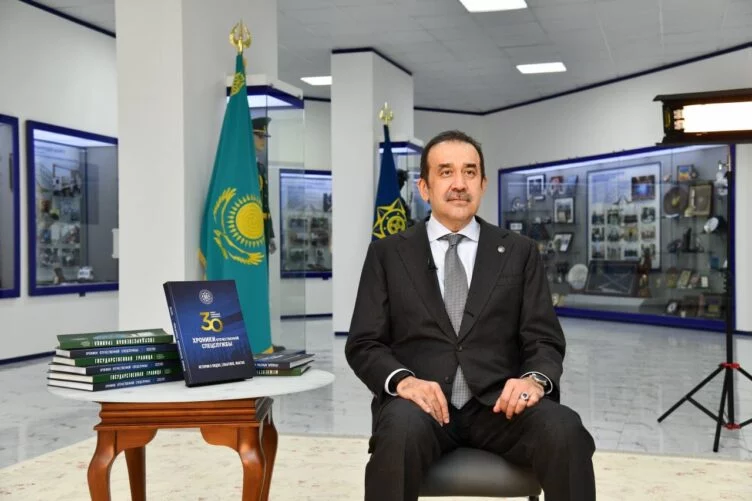 Изображение 1 для Карим Масимов издаст две книги о пограничниках