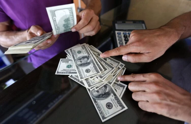 Изображение 1 для Шенеуніктер мен оның отбасындағылардың ақшалай операциялары тексеріледі