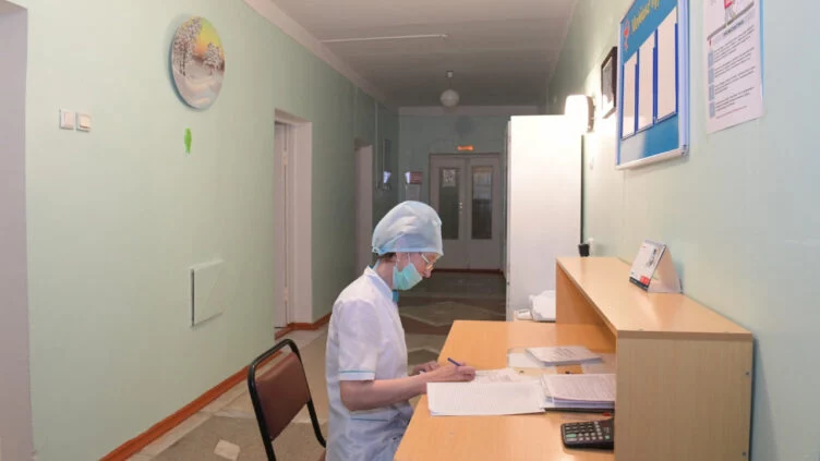 В Казахстане выросли цены на услуги больниц: за год потратили Т618,7 млрд - изображение 1