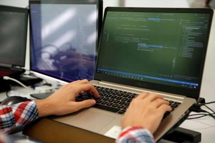 Изображение 1 для МВД: В Казахстане увеличилось количество интернет-мошенников