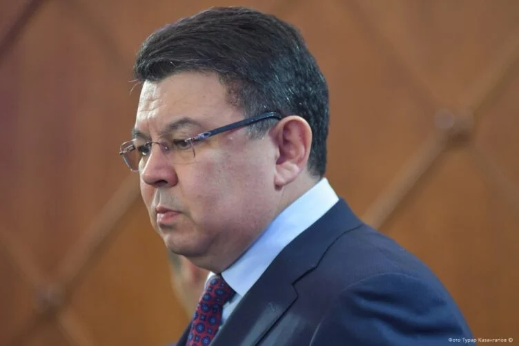 Изображение 1 для Канат Бозумбаев сменил Амандыка Баталова